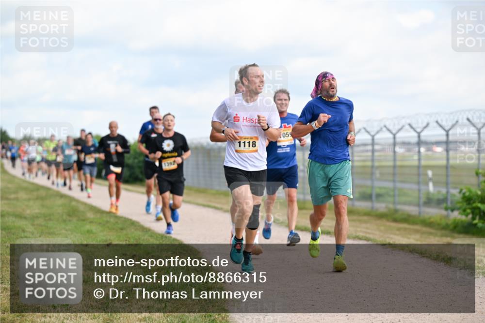 14.09.2025 - Airport Race Dr. Thomas Lammeyer http://msf.ph/oto/8866315 14.09.2025 12:07:03 Laufen 059, 1392, 1118 meine-sportfotos.de