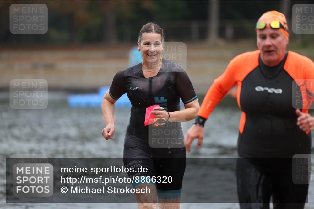 14.09.2025 - Stadtparktriathlon Michael Strokosch http://msf.ph/oto/8866320 14.09.2025 09:16:39 Schwimmen 440, 504 meine-sportfotos.de
