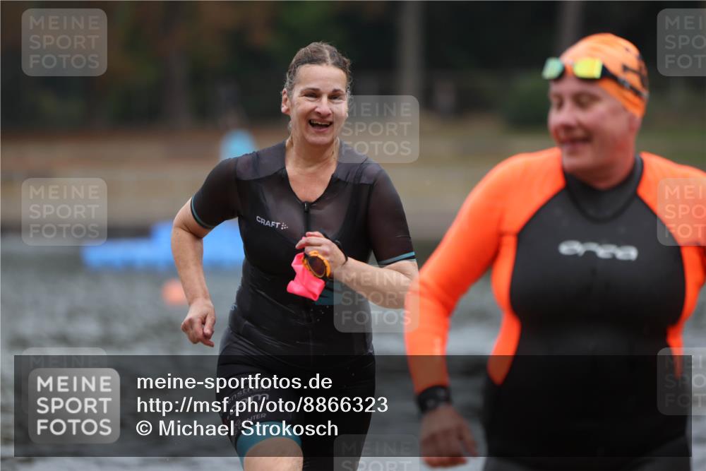 14.09.2025 - Stadtparktriathlon Michael Strokosch http://msf.ph/oto/8866323 14.09.2025 09:16:39 Schwimmen 440, 504 meine-sportfotos.de