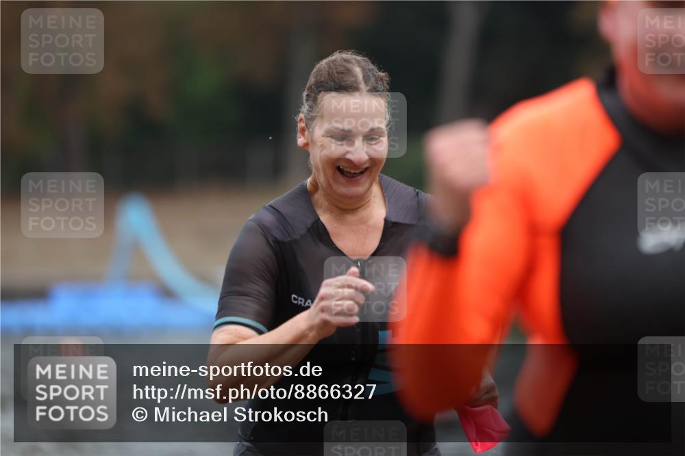 14.09.2025 - Stadtparktriathlon Michael Strokosch http://msf.ph/oto/8866327 14.09.2025 09:16:40 Schwimmen 440, 504 meine-sportfotos.de