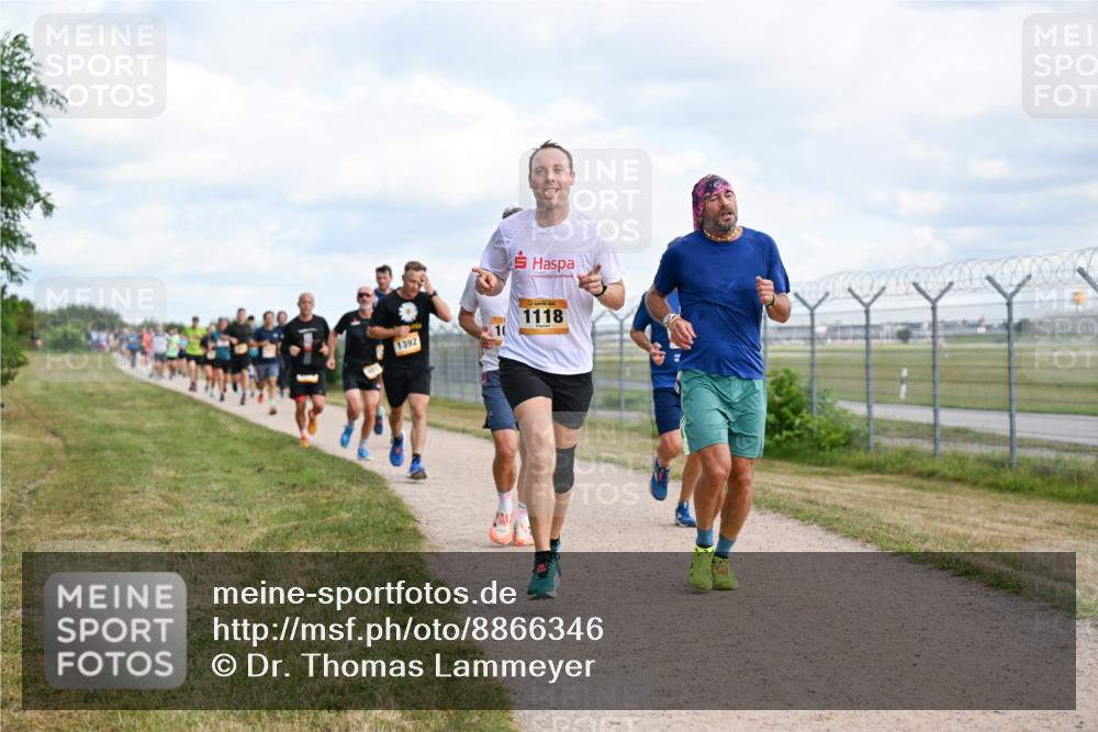 14.09.2025 - Airport Race Dr. Thomas Lammeyer http://msf.ph/oto/8866346 14.09.2025 12:07:05 Laufen 1392, 1118 meine-sportfotos.de