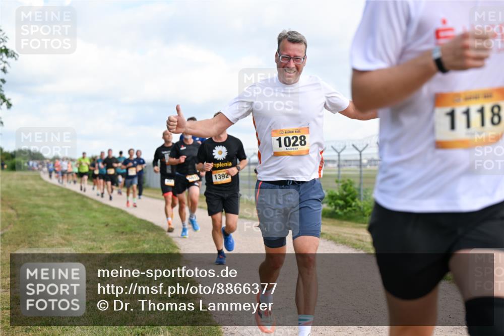 14.09.2025 - Airport Race Dr. Thomas Lammeyer http://msf.ph/oto/8866377 14.09.2025 12:07:07 Laufen 1392, 1028, 1118 meine-sportfotos.de