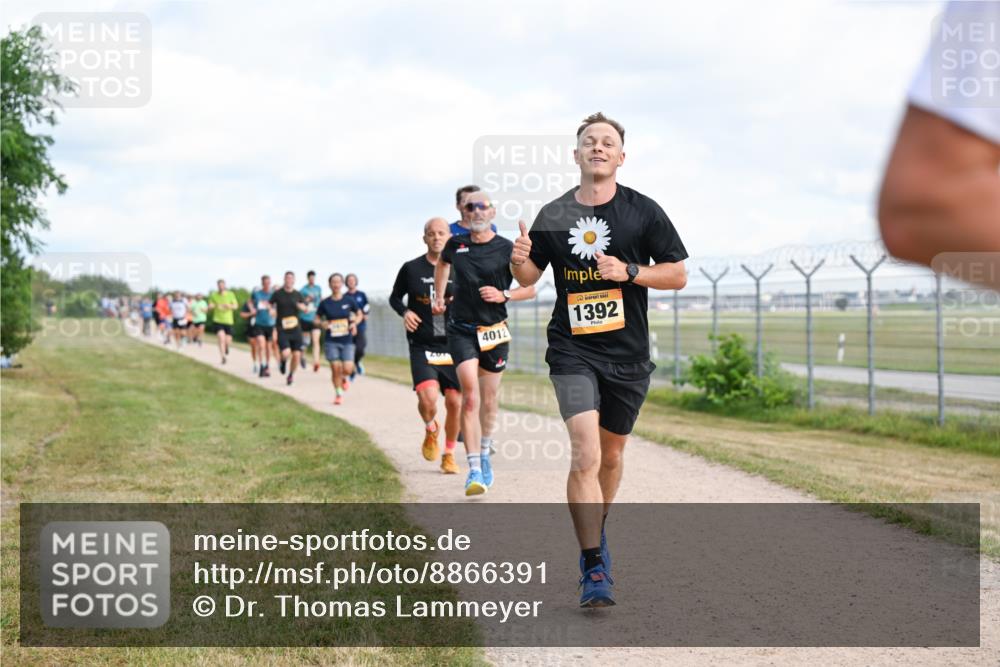 14.09.2025 - Airport Race Dr. Thomas Lammeyer http://msf.ph/oto/8866391 14.09.2025 12:07:08 Laufen 4012, 1392 meine-sportfotos.de