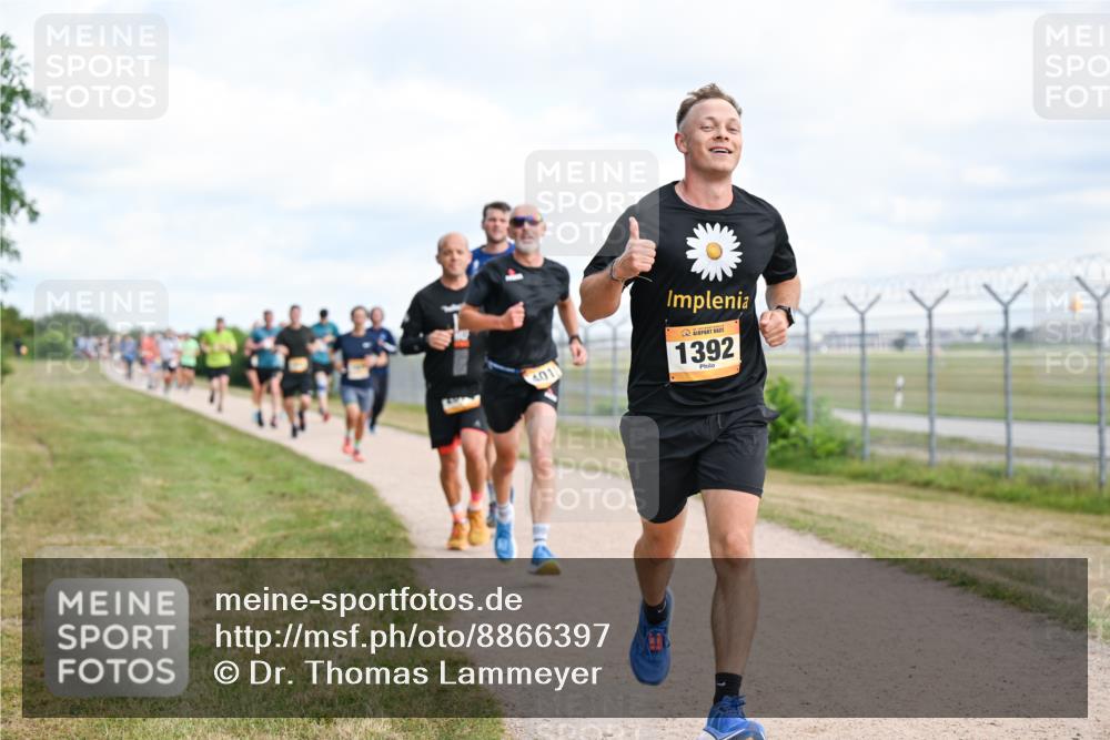 14.09.2025 - Airport Race Dr. Thomas Lammeyer http://msf.ph/oto/8866397 14.09.2025 12:07:08 Laufen 401, 1392 meine-sportfotos.de