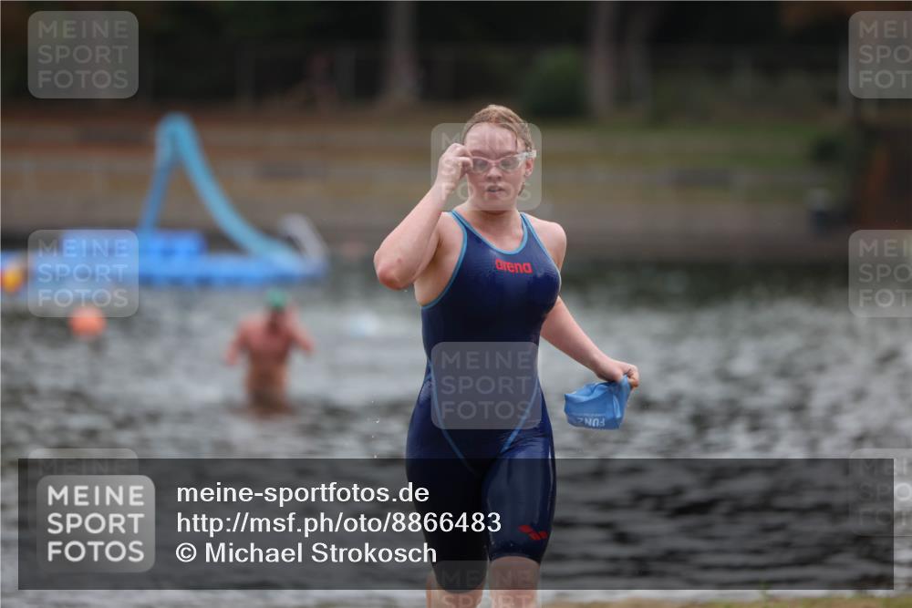 14.09.2025 - Stadtparktriathlon Michael Strokosch http://msf.ph/oto/8866483 14.09.2025 09:43:48 Schwimmen 575 meine-sportfotos.de