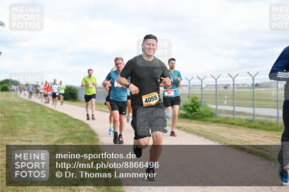 14.09.2025 - Airport Race Dr. Thomas Lammeyer http://msf.ph/oto/8866496 14.09.2025 12:07:14 Laufen 4055, 98 meine-sportfotos.de