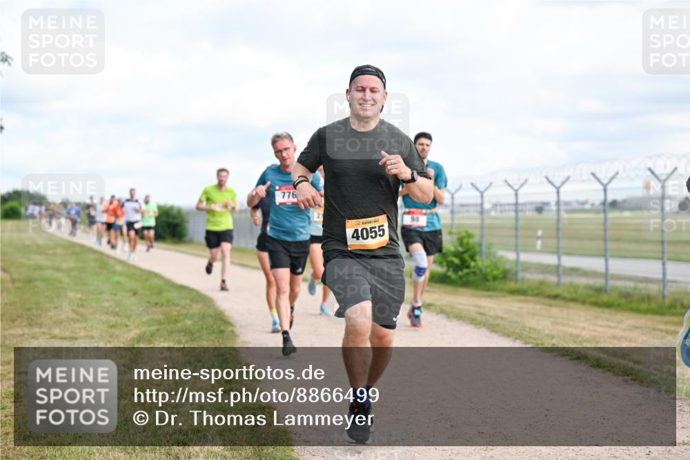 14.09.2025 - Airport Race Dr. Thomas Lammeyer http://msf.ph/oto/8866499 14.09.2025 12:07:15 Laufen 776, 4055 meine-sportfotos.de