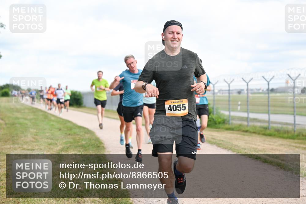 14.09.2025 - Airport Race Dr. Thomas Lammeyer http://msf.ph/oto/8866505 14.09.2025 12:07:15 Laufen 4055 meine-sportfotos.de