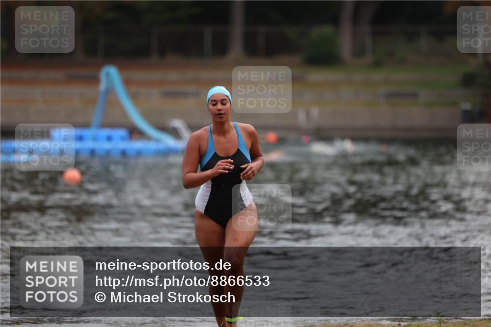 14.09.2025 - Stadtparktriathlon Michael Strokosch http://msf.ph/oto/8866533 14.09.2025 09:44:22 Schwimmen 512 meine-sportfotos.de