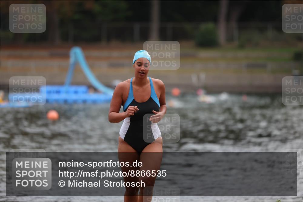 14.09.2025 - Stadtparktriathlon Michael Strokosch http://msf.ph/oto/8866535 14.09.2025 09:44:23 Schwimmen 512 meine-sportfotos.de
