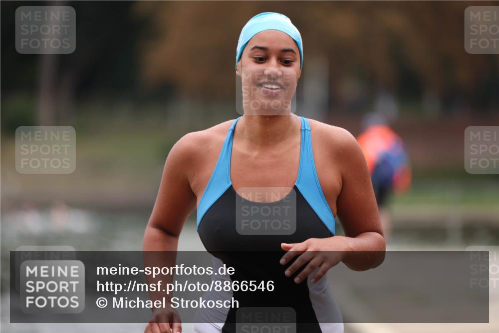 14.09.2025 - Stadtparktriathlon Michael Strokosch http://msf.ph/oto/8866546 14.09.2025 09:44:25 Schwimmen 512 meine-sportfotos.de