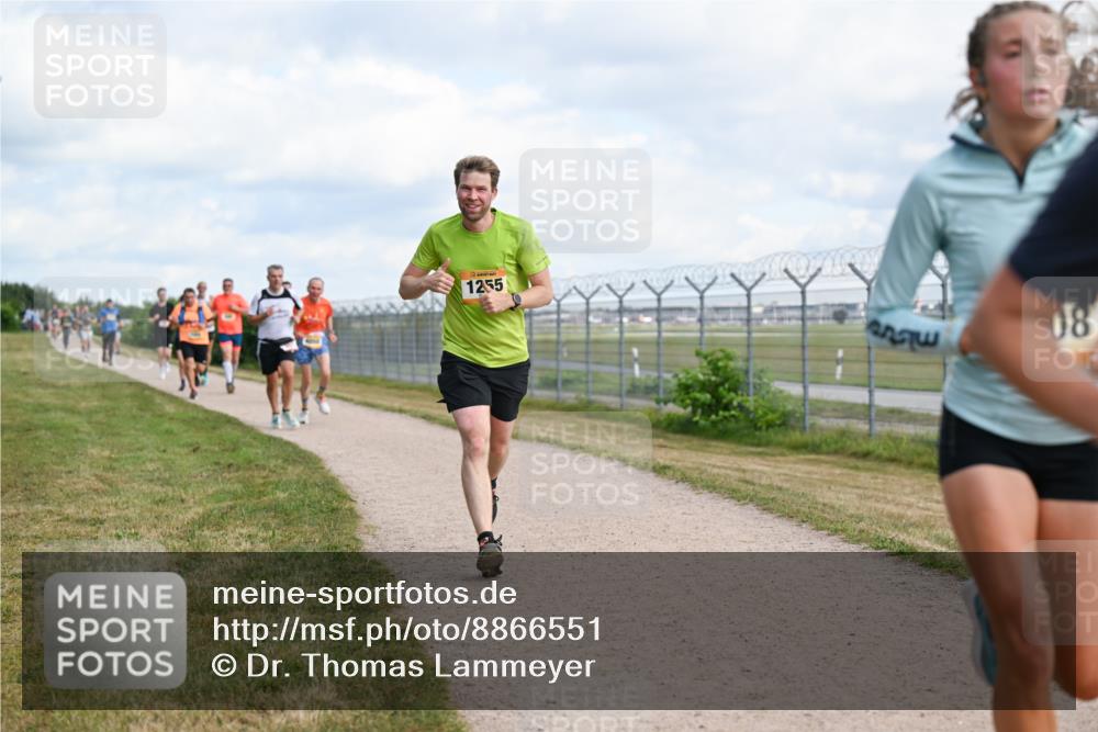 14.09.2025 - Airport Race Dr. Thomas Lammeyer http://msf.ph/oto/8866551 14.09.2025 12:07:18 Laufen 1255, 08 meine-sportfotos.de