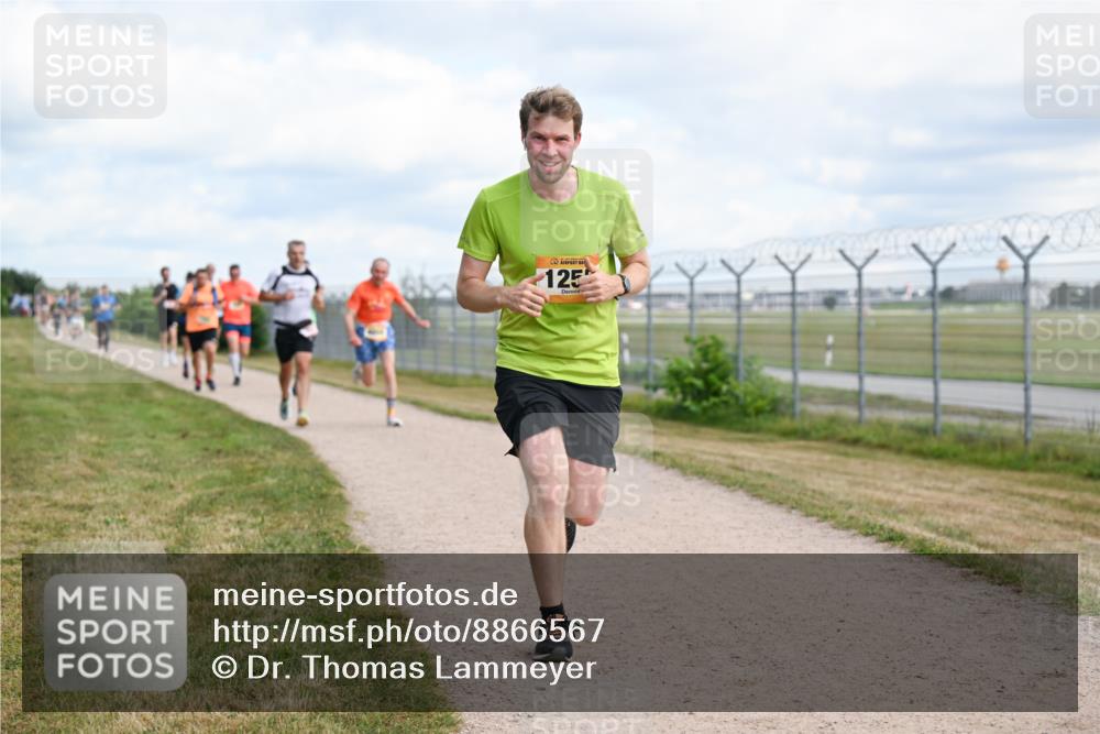 14.09.2025 - Airport Race Dr. Thomas Lammeyer http://msf.ph/oto/8866567 14.09.2025 12:07:19 Laufen 125 meine-sportfotos.de