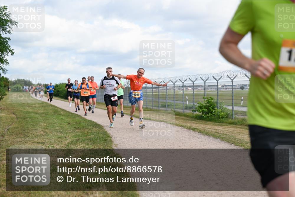 14.09.2025 - Airport Race Dr. Thomas Lammeyer http://msf.ph/oto/8866578 14.09.2025 12:07:20 Laufen 1050, 257, 4050, 1 meine-sportfotos.de