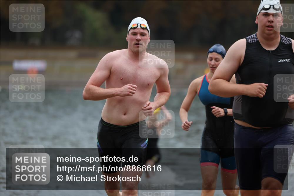 14.09.2025 - Stadtparktriathlon Michael Strokosch http://msf.ph/oto/8866616 14.09.2025 09:45:43 Schwimmen 528, 545, 547, 580, 593, 604 meine-sportfotos.de