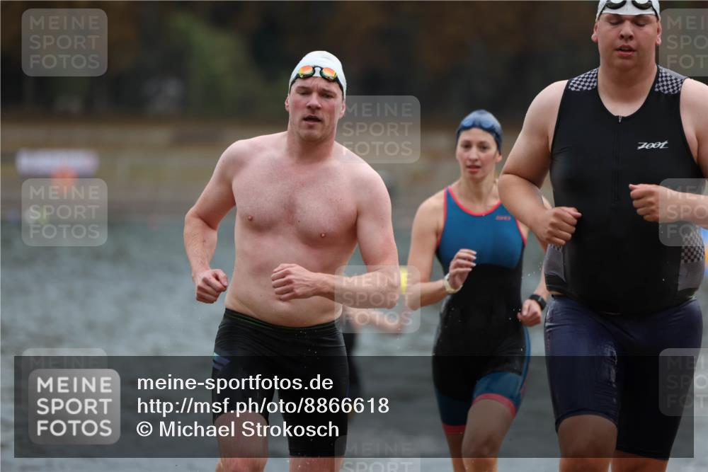 14.09.2025 - Stadtparktriathlon Michael Strokosch http://msf.ph/oto/8866618 14.09.2025 09:45:44 Schwimmen 528, 545, 547, 580, 593, 604 meine-sportfotos.de