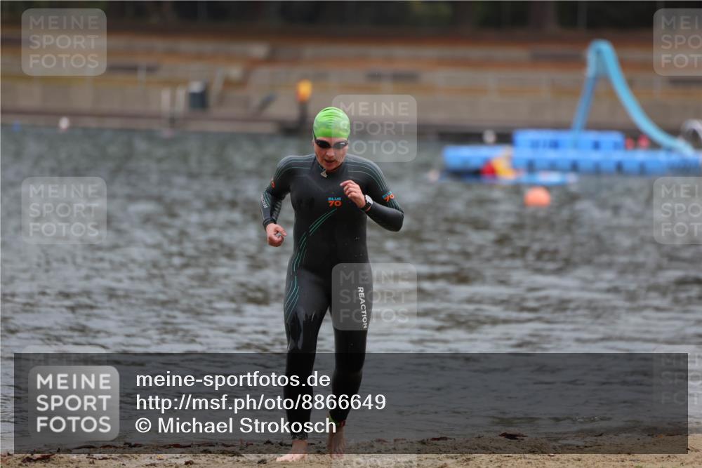 14.09.2025 - Stadtparktriathlon Michael Strokosch http://msf.ph/oto/8866649 14.09.2025 09:45:54 Schwimmen 528, 533, 604 meine-sportfotos.de