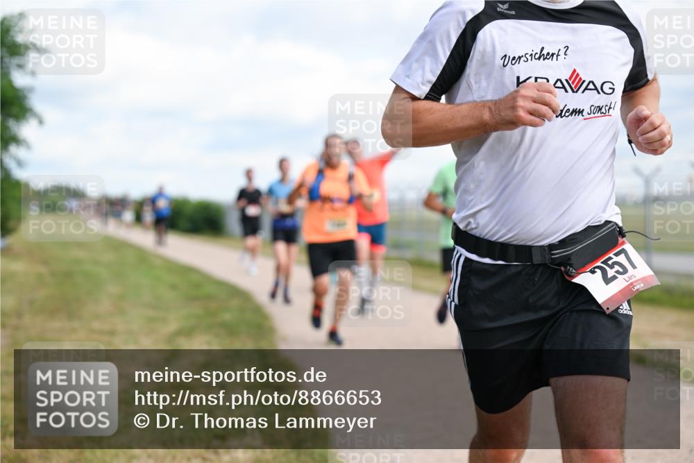 14.09.2025 - Airport Race Dr. Thomas Lammeyer http://msf.ph/oto/8866653 14.09.2025 12:07:24 Laufen 257 meine-sportfotos.de