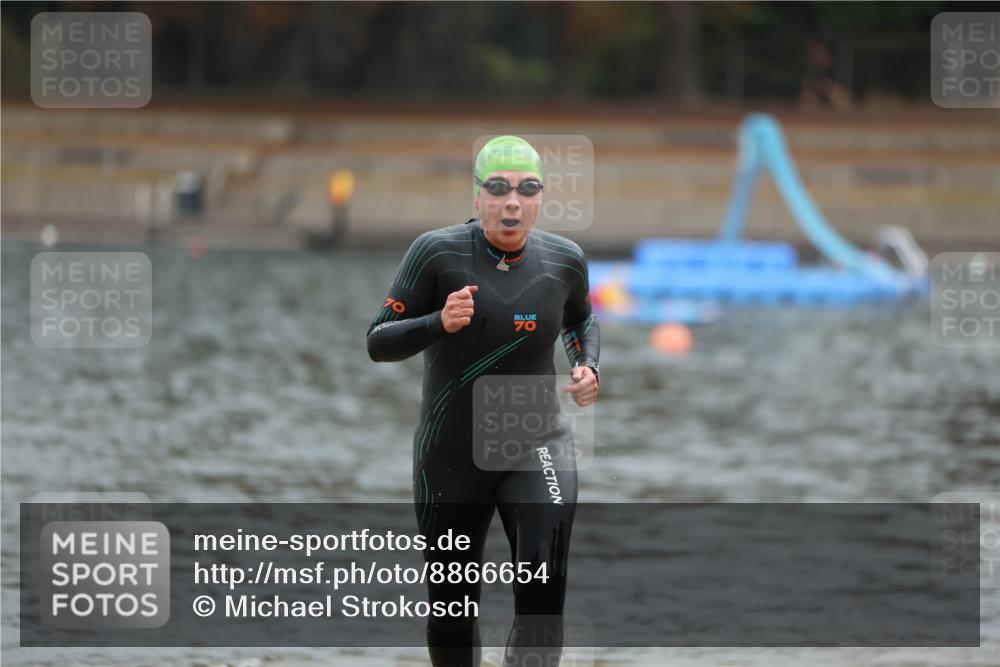 14.09.2025 - Stadtparktriathlon Michael Strokosch http://msf.ph/oto/8866654 14.09.2025 09:45:56 Schwimmen 528, 533, 604 meine-sportfotos.de