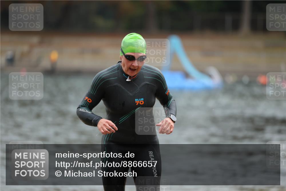 14.09.2025 - Stadtparktriathlon Michael Strokosch http://msf.ph/oto/8866657 14.09.2025 09:45:57 Schwimmen 533 meine-sportfotos.de