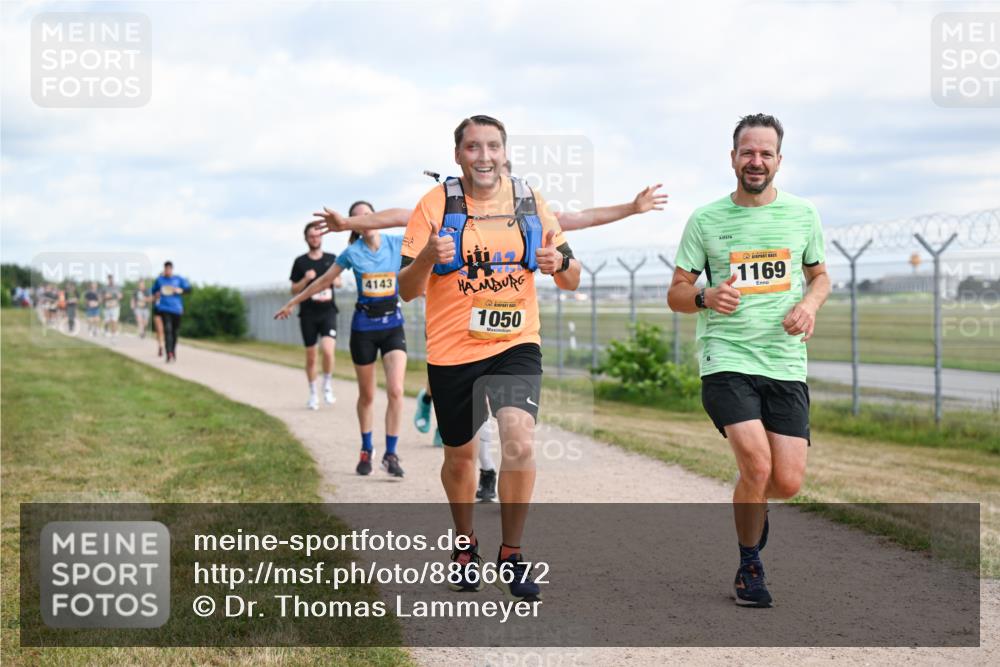 14.09.2025 - Airport Race Dr. Thomas Lammeyer http://msf.ph/oto/8866672 14.09.2025 12:07:25 Laufen 4143, 1050, 1169 meine-sportfotos.de