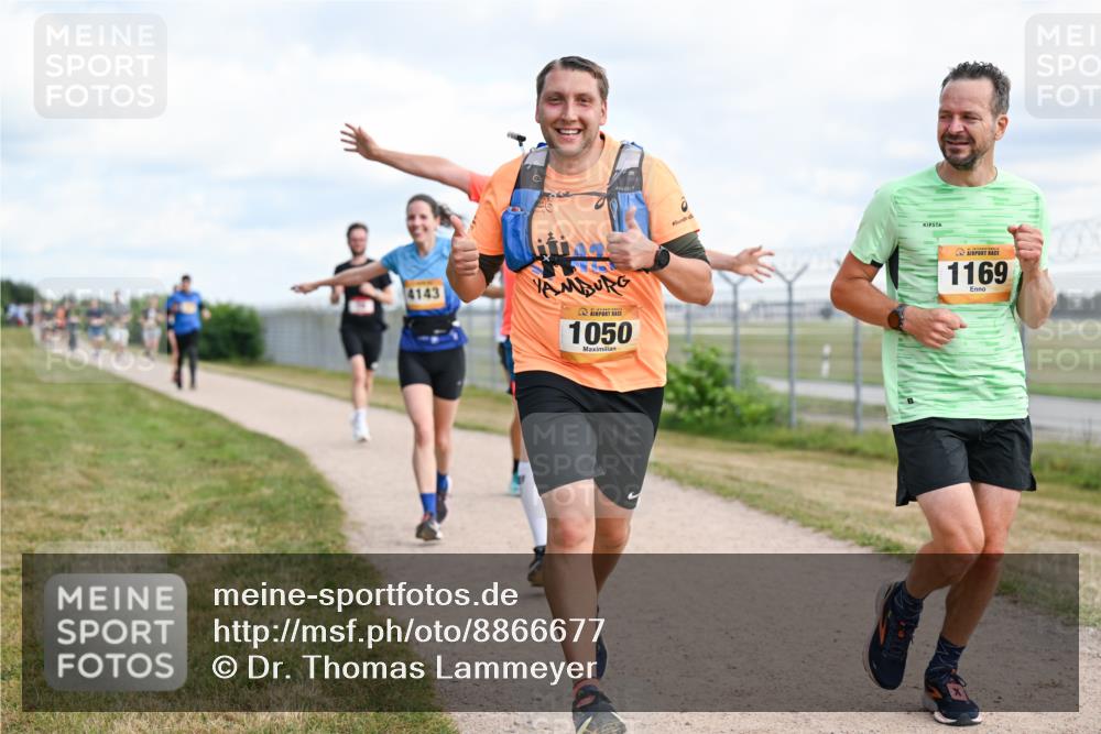14.09.2025 - Airport Race Dr. Thomas Lammeyer http://msf.ph/oto/8866677 14.09.2025 12:07:26 Laufen 4143, 1050, 1169 meine-sportfotos.de