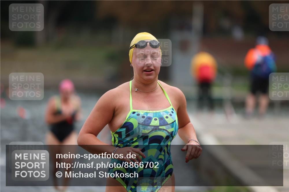 14.09.2025 - Stadtparktriathlon Michael Strokosch http://msf.ph/oto/8866702 14.09.2025 09:46:27 Schwimmen 511, 594, 596, 620 meine-sportfotos.de