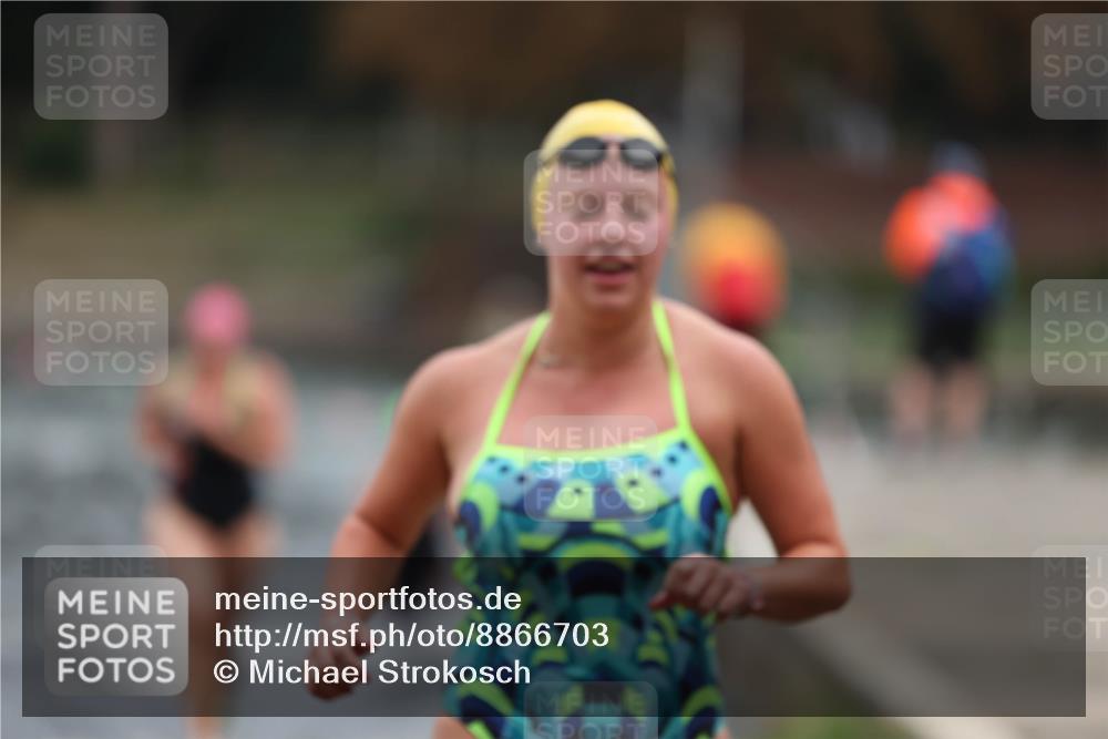 14.09.2025 - Stadtparktriathlon Michael Strokosch http://msf.ph/oto/8866703 14.09.2025 09:46:27 Schwimmen 511, 594, 596, 620 meine-sportfotos.de