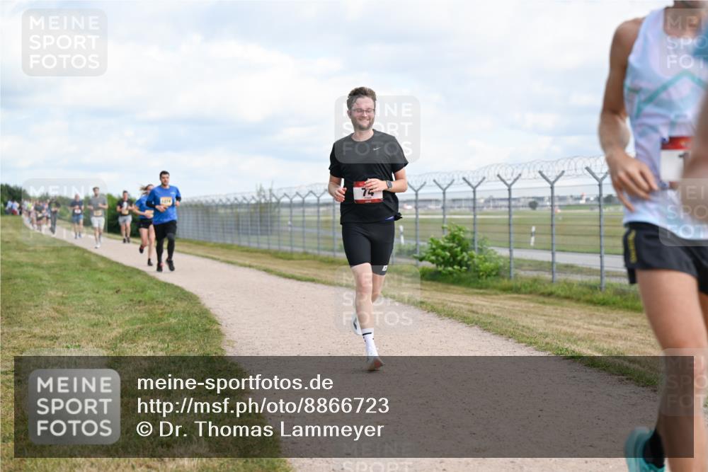 14.09.2025 - Airport Race Dr. Thomas Lammeyer http://msf.ph/oto/8866723 14.09.2025 12:07:28 Laufen 74 meine-sportfotos.de