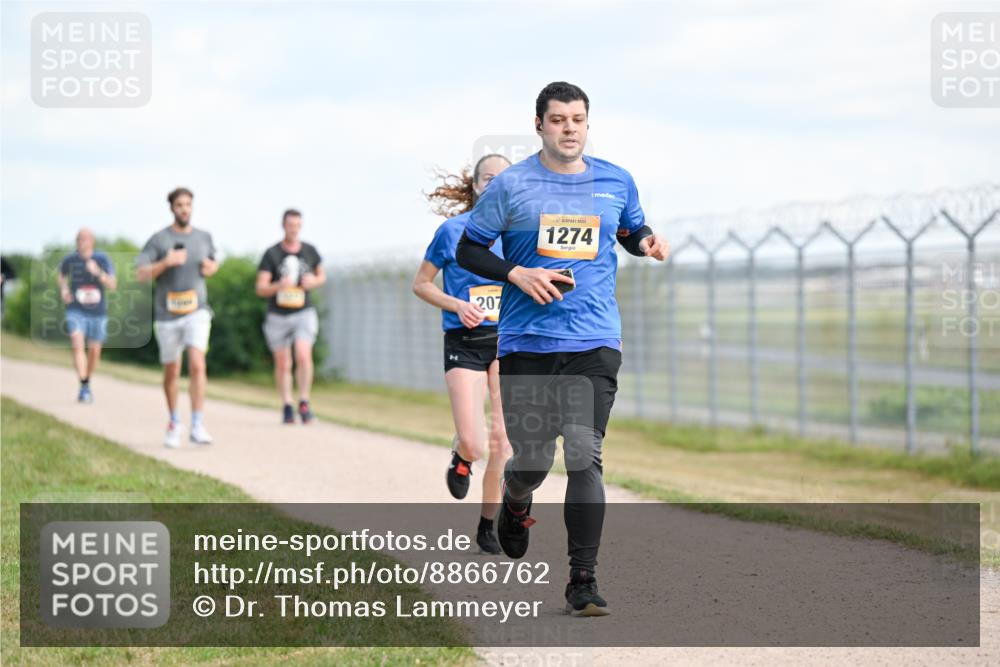 14.09.2025 - Airport Race Dr. Thomas Lammeyer http://msf.ph/oto/8866762 14.09.2025 12:07:31 Laufen 207, 1274 meine-sportfotos.de