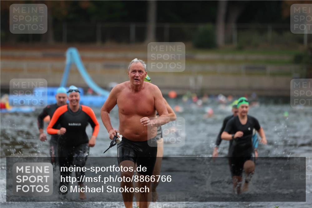 14.09.2025 - Stadtparktriathlon Michael Strokosch http://msf.ph/oto/8866766 14.09.2025 09:47:05 Schwimmen 524, 563, 570, 583, 584, 597, 598 meine-sportfotos.de