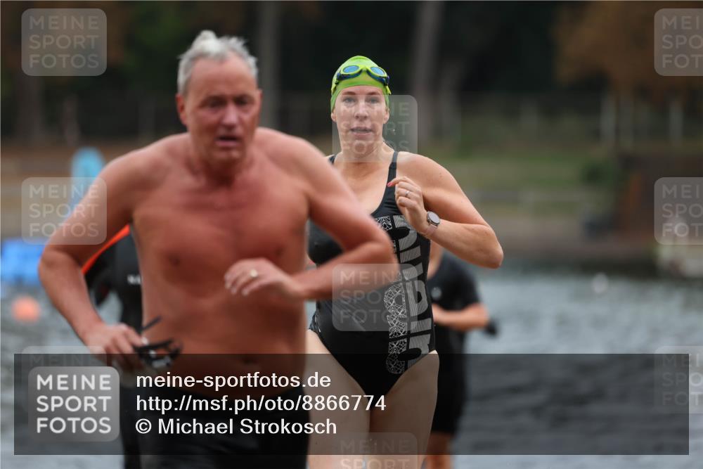 14.09.2025 - Stadtparktriathlon Michael Strokosch http://msf.ph/oto/8866774 14.09.2025 09:47:07 Schwimmen 524, 563, 570, 583, 584, 597, 598 meine-sportfotos.de