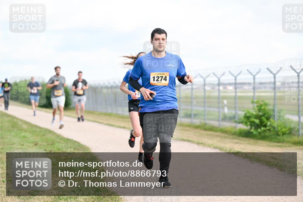 14.09.2025 - Airport Race Dr. Thomas Lammeyer http://msf.ph/oto/8866793 14.09.2025 12:07:33 Laufen 1274 meine-sportfotos.de