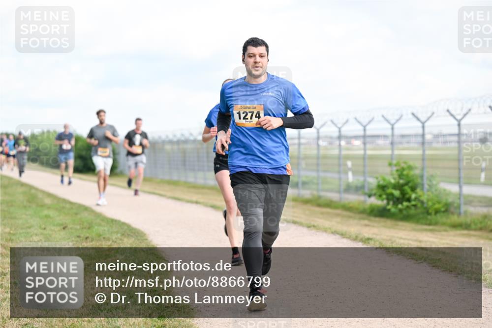 14.09.2025 - Airport Race Dr. Thomas Lammeyer http://msf.ph/oto/8866799 14.09.2025 12:07:33 Laufen 1274 meine-sportfotos.de