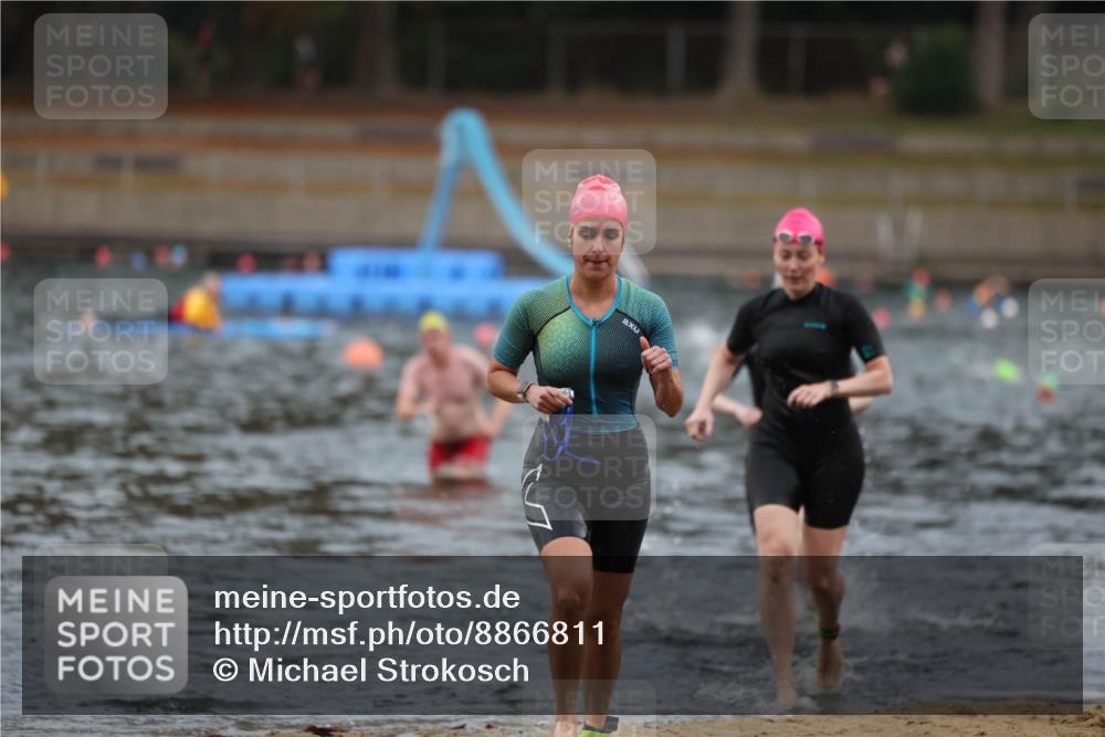 14.09.2025 - Stadtparktriathlon Michael Strokosch http://msf.ph/oto/8866811 14.09.2025 09:47:26 Schwimmen 509, 526, 541 meine-sportfotos.de
