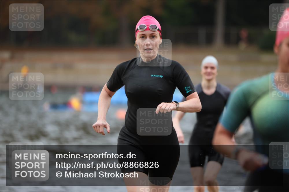 14.09.2025 - Stadtparktriathlon Michael Strokosch http://msf.ph/oto/8866826 14.09.2025 09:47:30 Schwimmen 509, 526, 541 meine-sportfotos.de