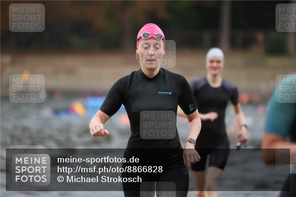 14.09.2025 - Stadtparktriathlon Michael Strokosch http://msf.ph/oto/8866828 14.09.2025 09:47:30 Schwimmen 509, 526, 541 meine-sportfotos.de