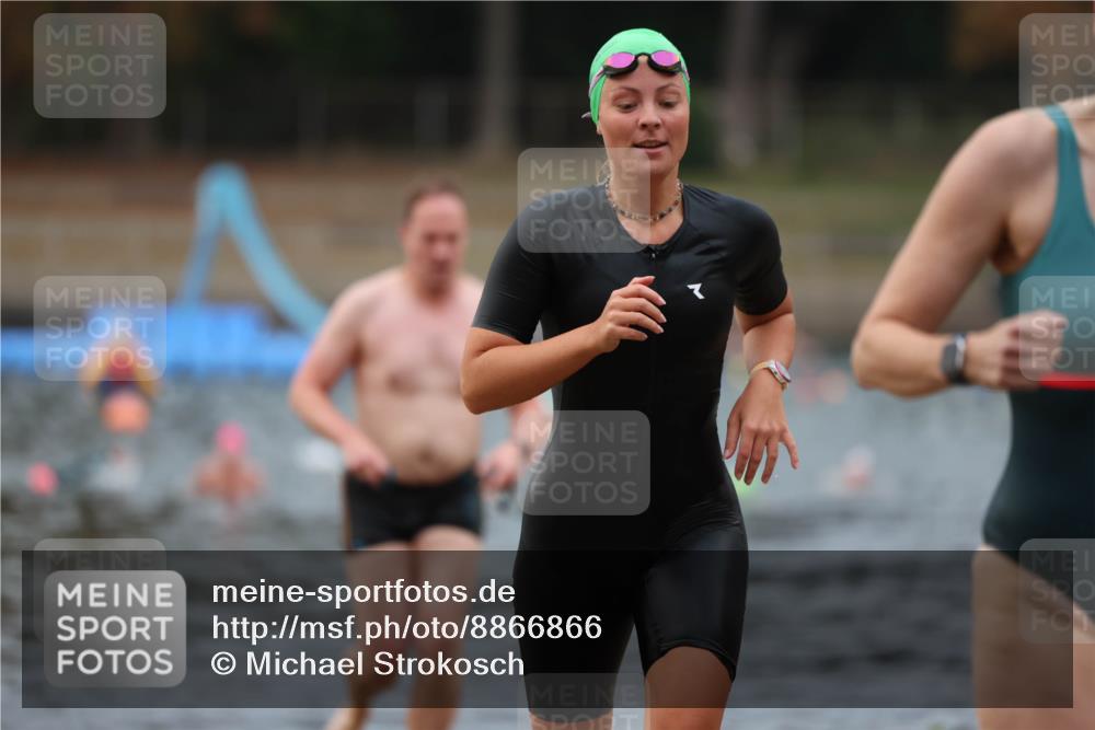 14.09.2025 - Stadtparktriathlon Michael Strokosch http://msf.ph/oto/8866866 14.09.2025 09:47:57 Schwimmen 608, 609, 616, 660 meine-sportfotos.de