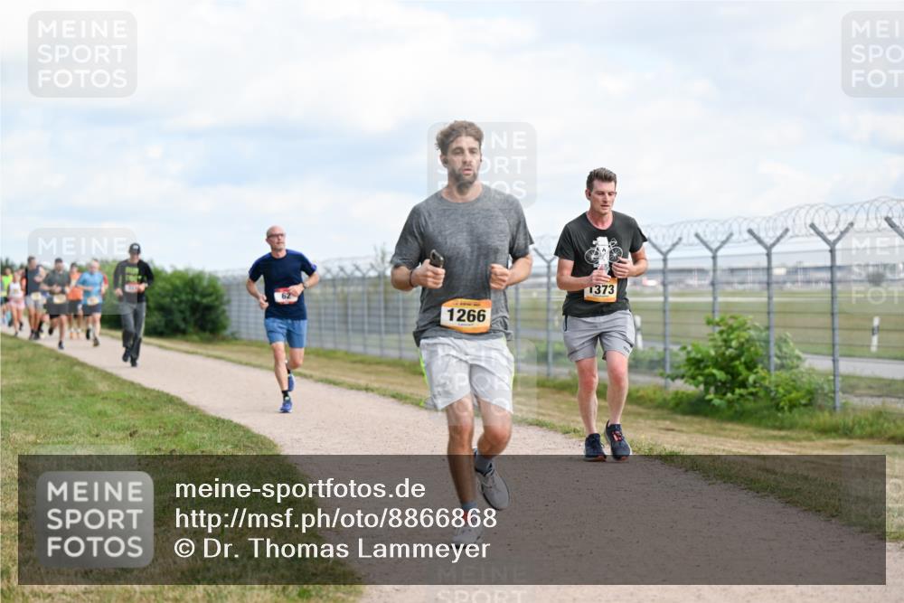 14.09.2025 - Airport Race Dr. Thomas Lammeyer http://msf.ph/oto/8866868 14.09.2025 12:07:38 Laufen 62, 1266, 1373 meine-sportfotos.de
