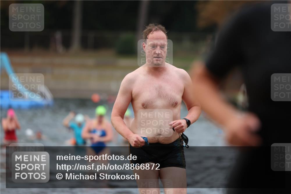 14.09.2025 - Stadtparktriathlon Michael Strokosch http://msf.ph/oto/8866872 14.09.2025 09:47:59 Schwimmen 608, 609, 616, 660 meine-sportfotos.de