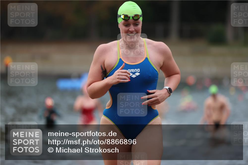 14.09.2025 - Stadtparktriathlon Michael Strokosch http://msf.ph/oto/8866896 14.09.2025 09:48:09 Schwimmen 514, 529, 555, 556, 576, 602, 616 meine-sportfotos.de