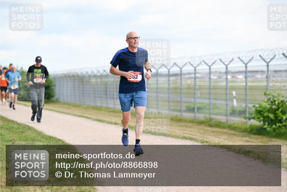 14.09.2025 - Airport Race Dr. Thomas Lammeyer http://msf.ph/oto/8866898 14.09.2025 12:07:40 Laufen 2 meine-sportfotos.de