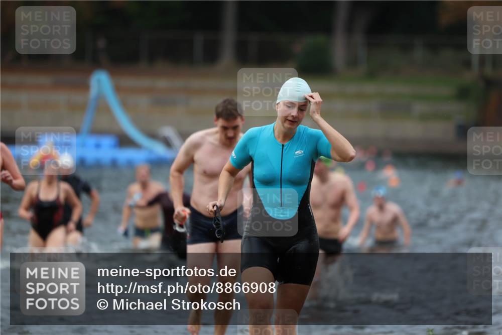 14.09.2025 - Stadtparktriathlon Michael Strokosch http://msf.ph/oto/8866908 14.09.2025 09:48:14 Schwimmen 514, 525, 529, 555, 556, 576, 577, 602, 614, 617 meine-sportfotos.de