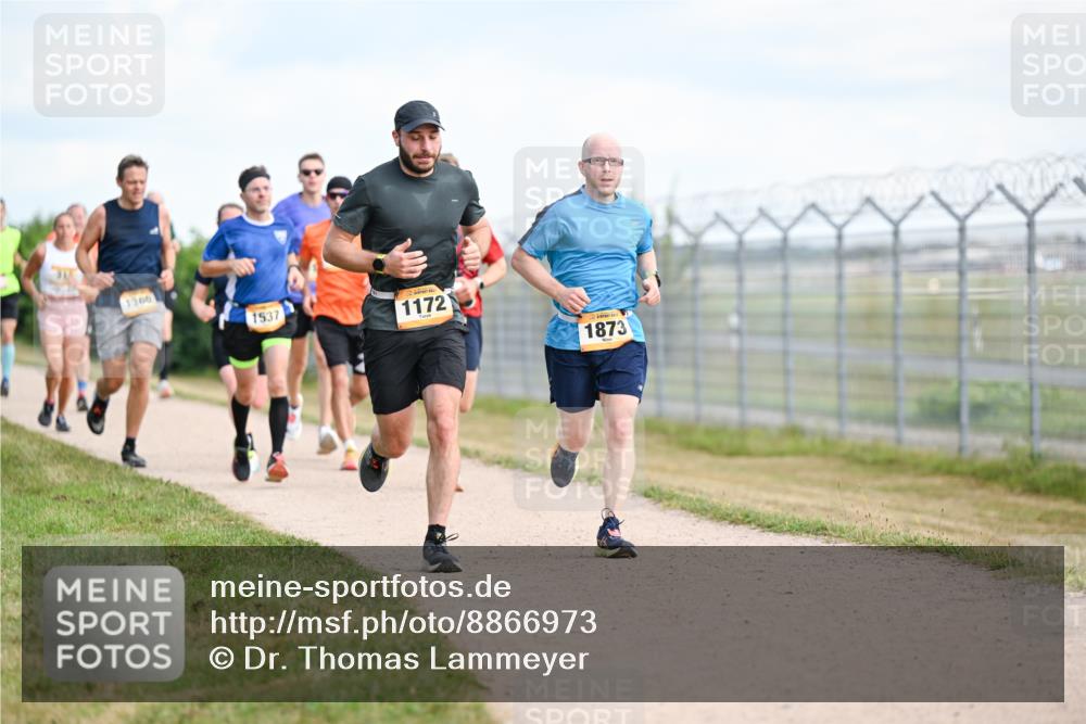 14.09.2025 - Airport Race Dr. Thomas Lammeyer http://msf.ph/oto/8866973 14.09.2025 12:07:46 Laufen 1360, 1537, 1172, 1873 meine-sportfotos.de