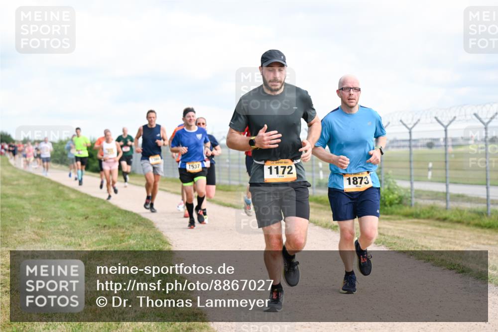 14.09.2025 - Airport Race Dr. Thomas Lammeyer http://msf.ph/oto/8867027 14.09.2025 12:07:50 Laufen 1537, 1172, 1873 meine-sportfotos.de