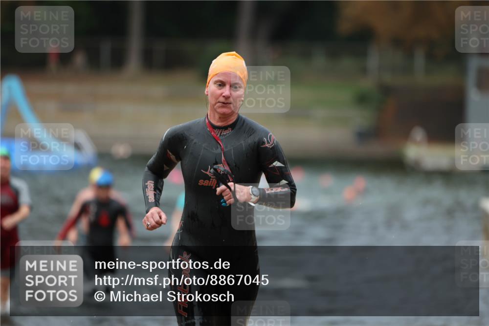 14.09.2025 - Stadtparktriathlon Michael Strokosch http://msf.ph/oto/8867045 14.09.2025 09:49:12 Schwimmen 517, 527, 557, 565, 607 meine-sportfotos.de