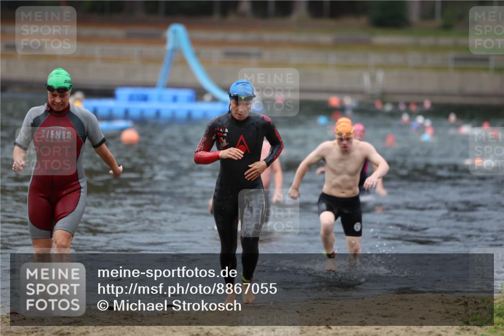 14.09.2025 - Stadtparktriathlon Michael Strokosch http://msf.ph/oto/8867055 14.09.2025 09:49:16 Schwimmen 517, 527, 565, 607 meine-sportfotos.de