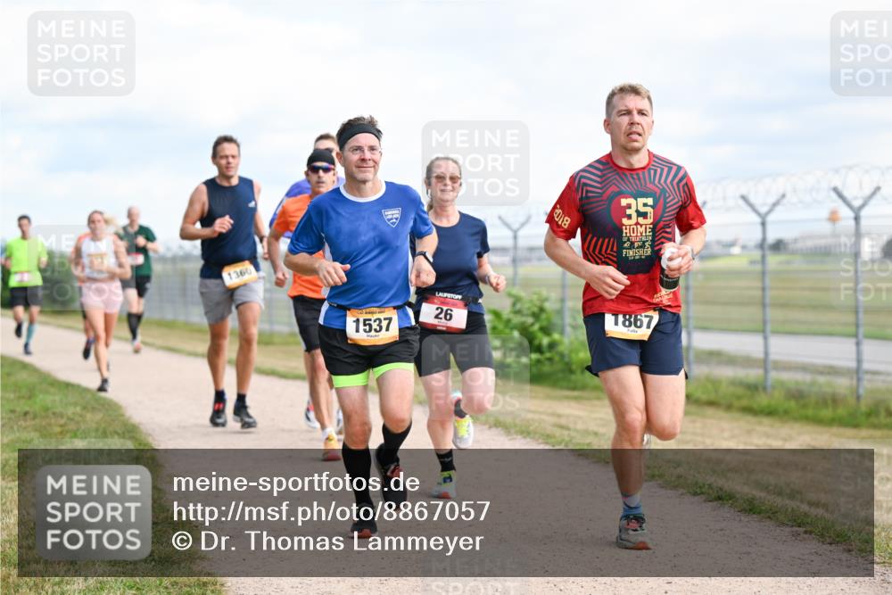 14.09.2025 - Airport Race Dr. Thomas Lammeyer http://msf.ph/oto/8867057 14.09.2025 12:07:52 Laufen 1360, 2018, 35, 1537, 26, 1867 meine-sportfotos.de