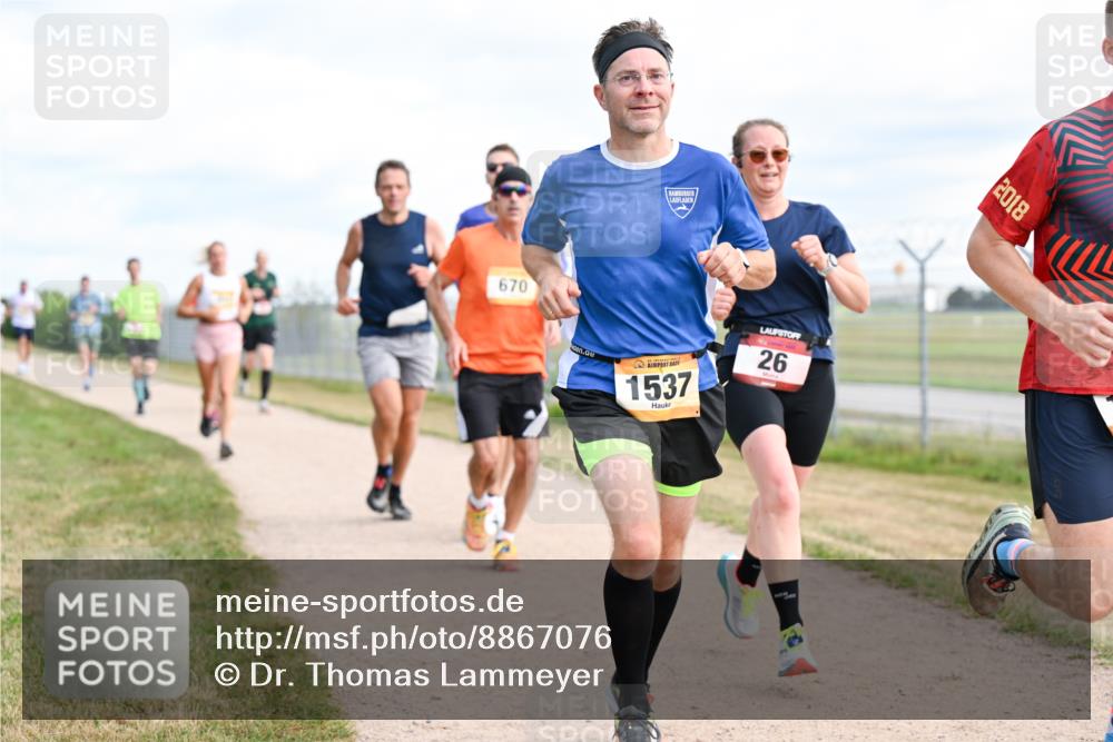 14.09.2025 - Airport Race Dr. Thomas Lammeyer http://msf.ph/oto/8867076 14.09.2025 12:07:53 Laufen 670, 1537, 26, 2018 meine-sportfotos.de
