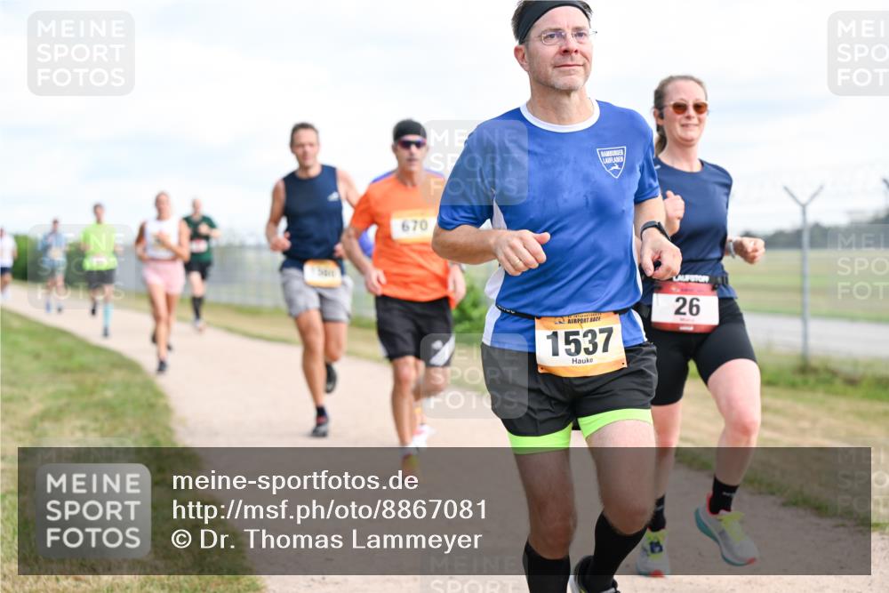 14.09.2025 - Airport Race Dr. Thomas Lammeyer http://msf.ph/oto/8867081 14.09.2025 12:07:53 Laufen 670, 1537, 26, 26 meine-sportfotos.de